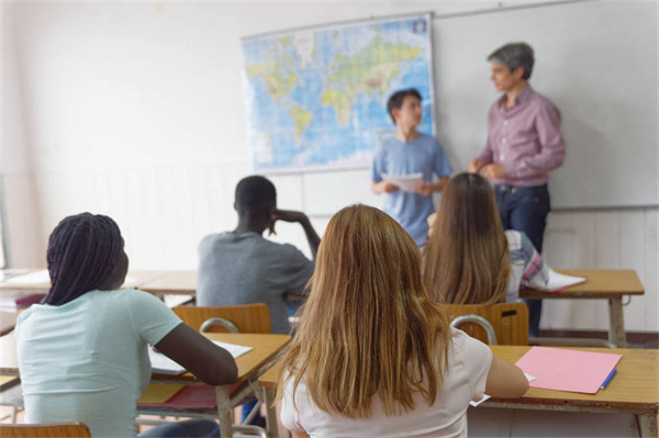 成都幼師學校畢業(yè)工資高嗎四川幼師學校