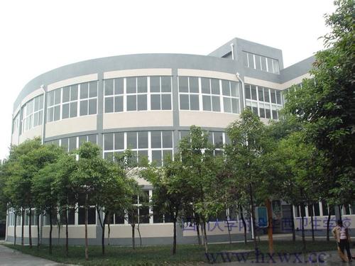 四川大學(xué)附設(shè)華西衛(wèi)生學(xué)校天府校區(qū)校園環(huán)境介紹