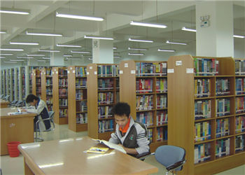 云南南方青年學院2019年五年制大專招生地址