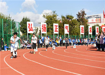 昆明工貿(mào)職業(yè)技術(shù)學(xué)校2019年五年制大專招生時(shí)間