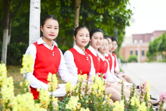 【新】?jī)?nèi)江第二計(jì)算機(jī)職業(yè)中學(xué)2020年招生簡(jiǎn)介