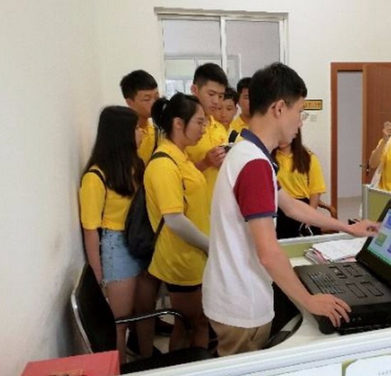 福建農(nóng)林大學招生老師QQ及電話