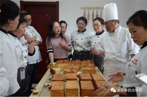 煙臺波絲蒂：烘焙大師課第二天，烘焙人都要有顆匠心