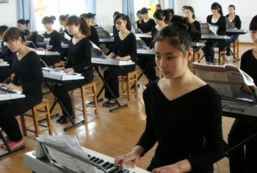 成都幼師學校畢業(yè)后工作待遇任何