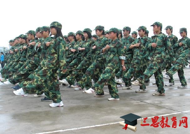 高中二班軍訓(xùn)口號,高中班級口號大全