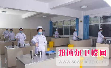 保定2021年男生讀衛(wèi)校學(xué)什么好