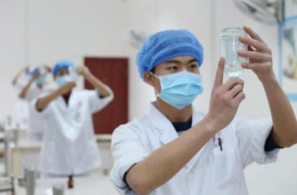 男生選擇衛(wèi)校好就業(yè)嗎，有沒有前途
